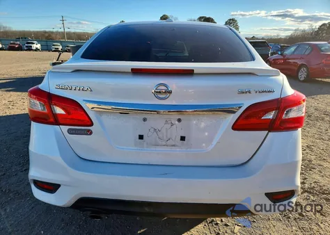 2017 Nissan Sentra Sr Turbo z USA, uszkodzony, nr VIN 3N1CB7AP7HY320030